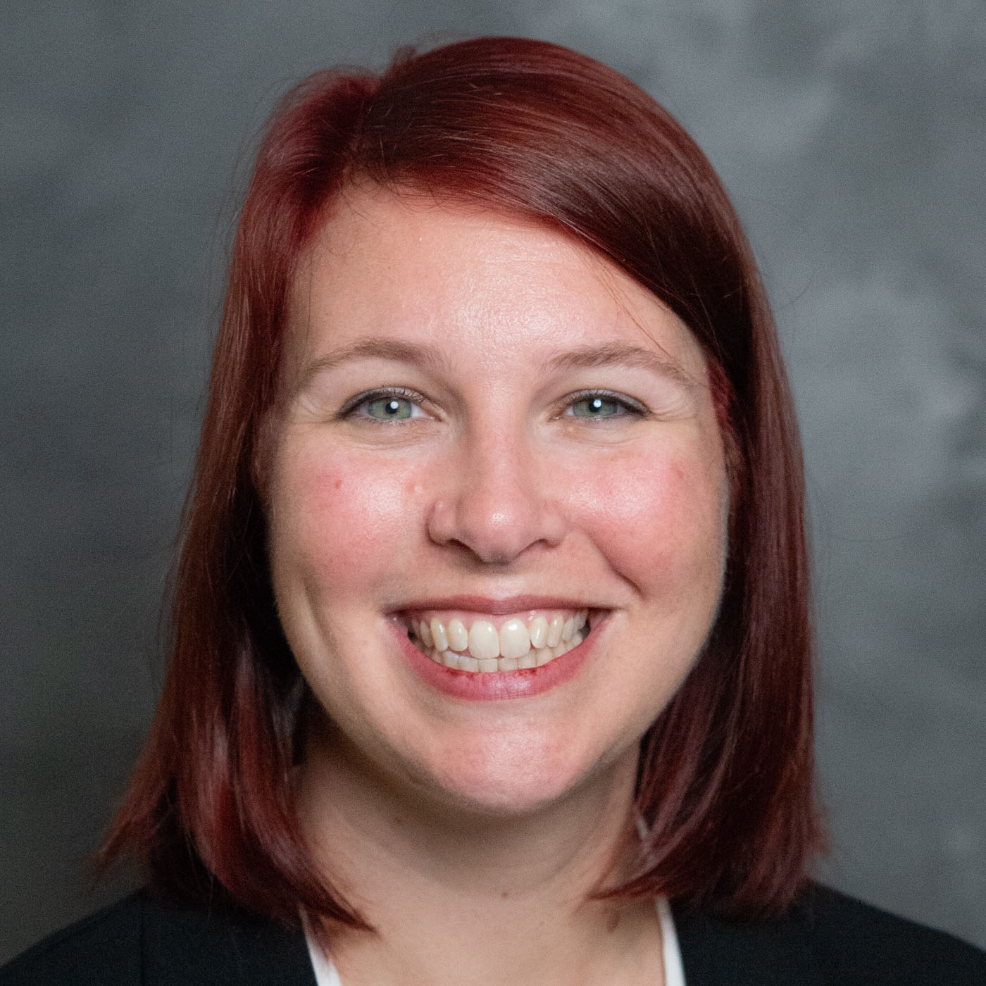 Headshot of Alecia Lentz