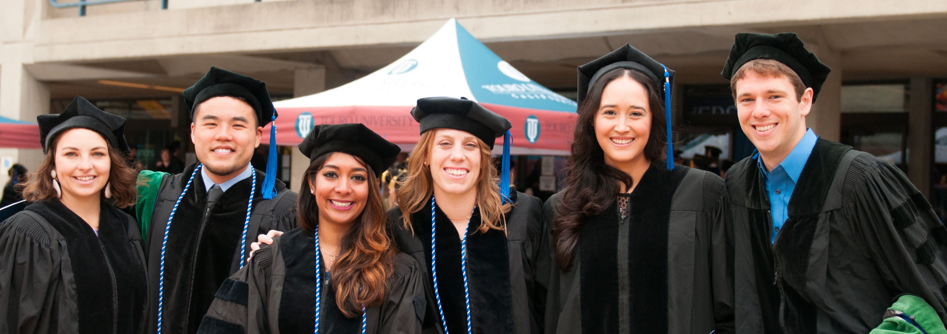 Group pic of graduates