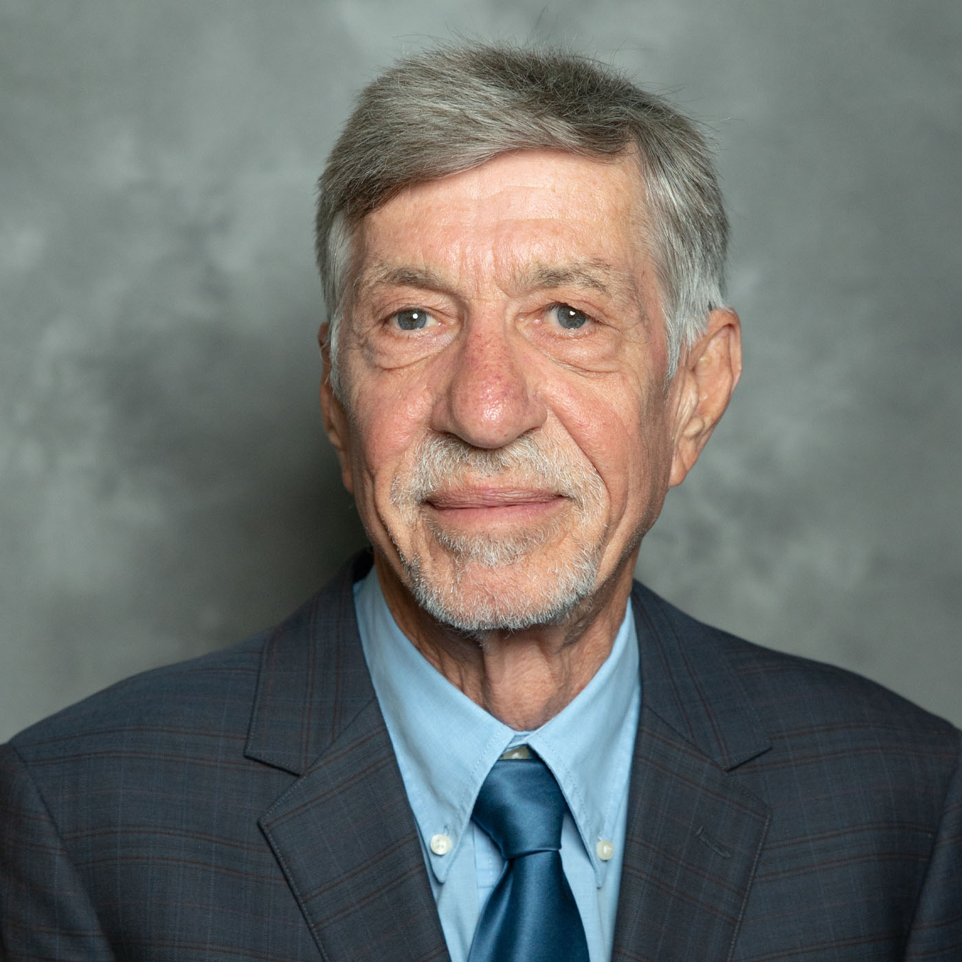 Headshot of Karl Meszaros